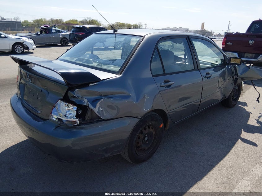 2005 Mitsubishi Lancer Es VIN: JA3AJ26EX5U010520 Lot: 44804064