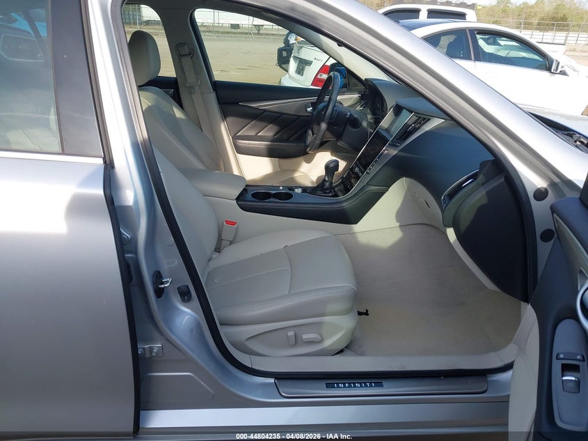 2014 Infiniti Q50 Premium