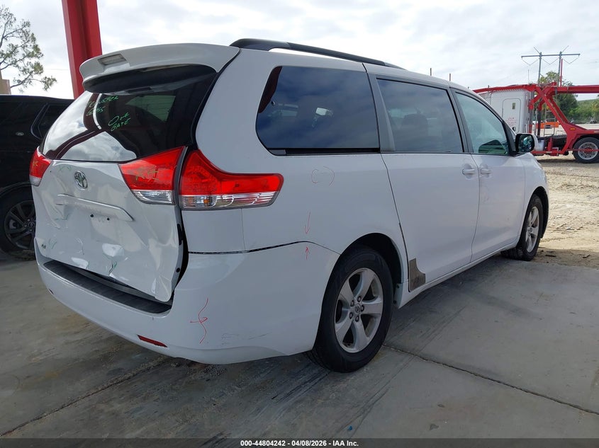 2011 Toyota Sienna Le V6