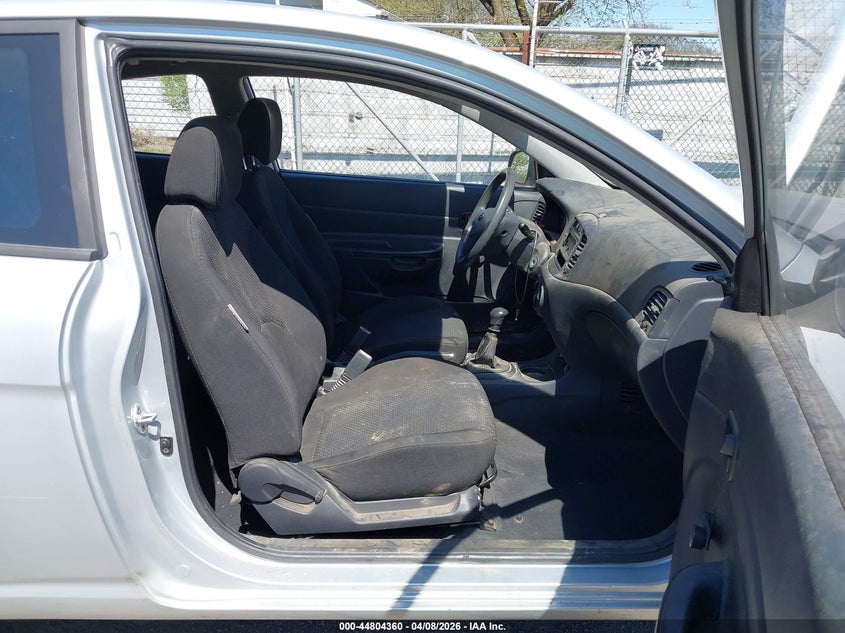 2010 Hyundai Accent Blue