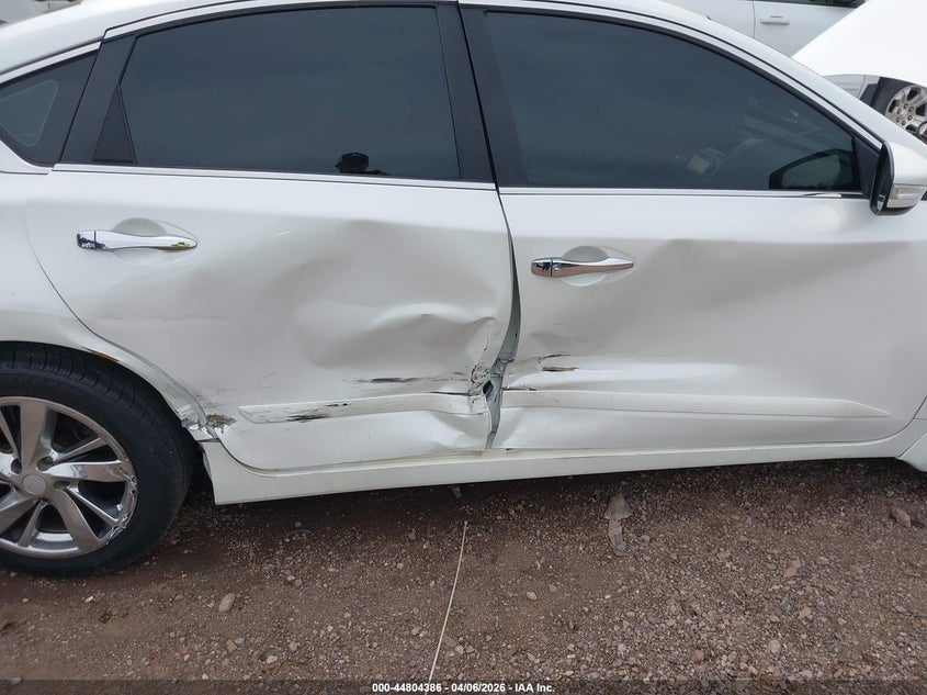 2015 NISSAN ALTIMA auction photo 6