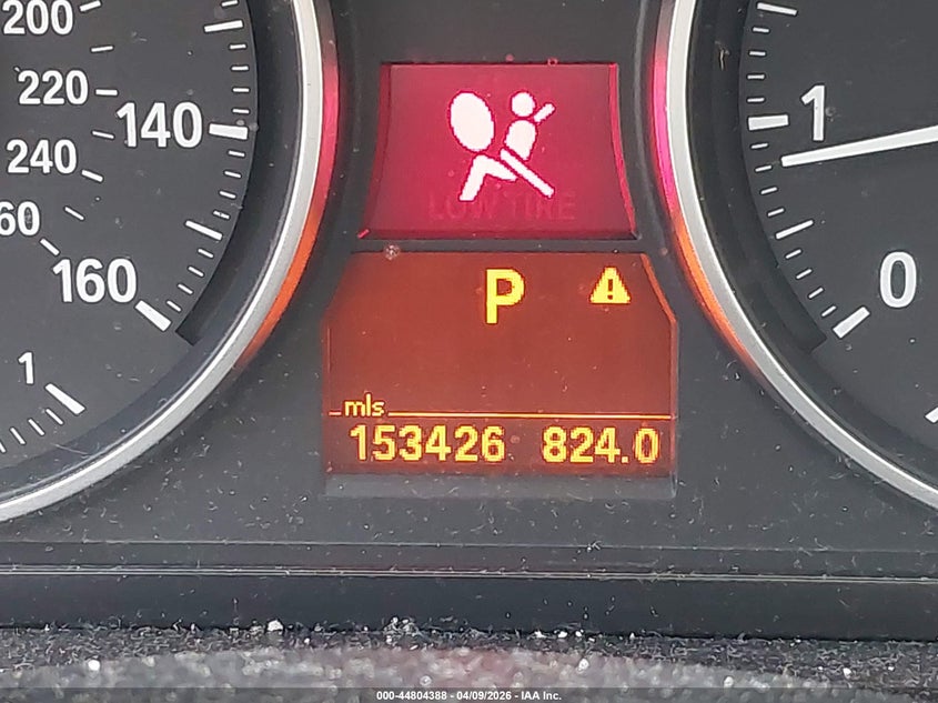 2013 BMW X1 xDrive28I VIN: WBAVL1C54DVR92272 Lot: 44804388