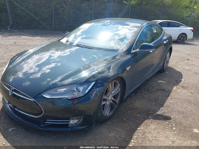 2013 Tesla Model S Performance