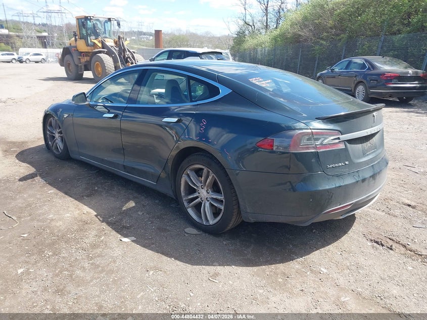 2013 Tesla Model S Performance