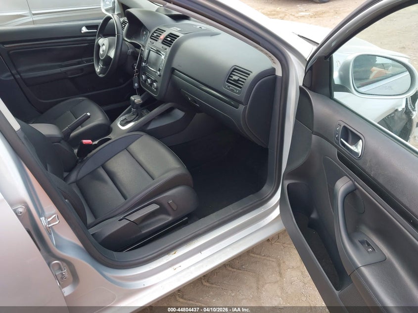 2010 Volkswagen Jetta Se