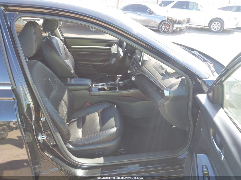 2020 Nissan Altima Platinum Fwd