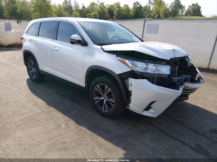 2019 Toyota Highlander Le