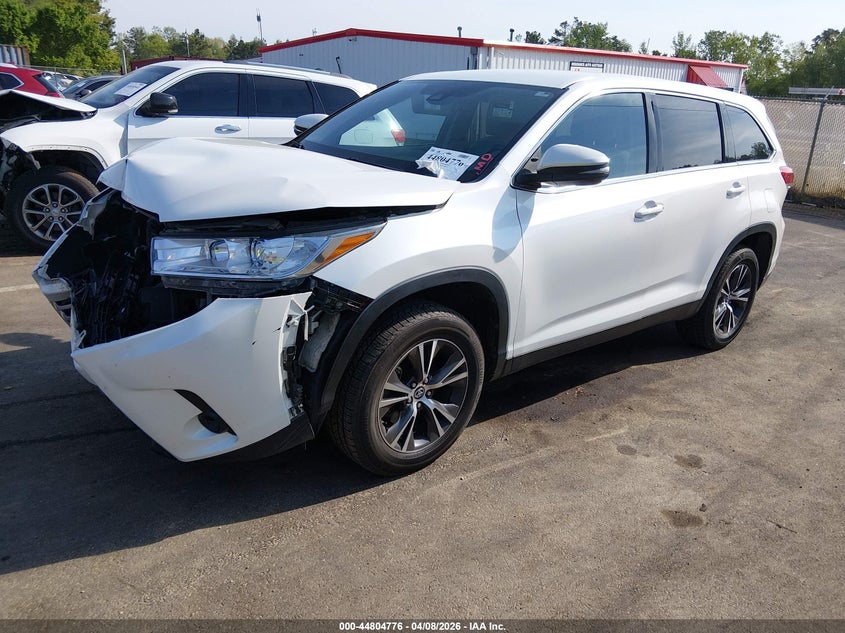 2019 Toyota Highlander Le
