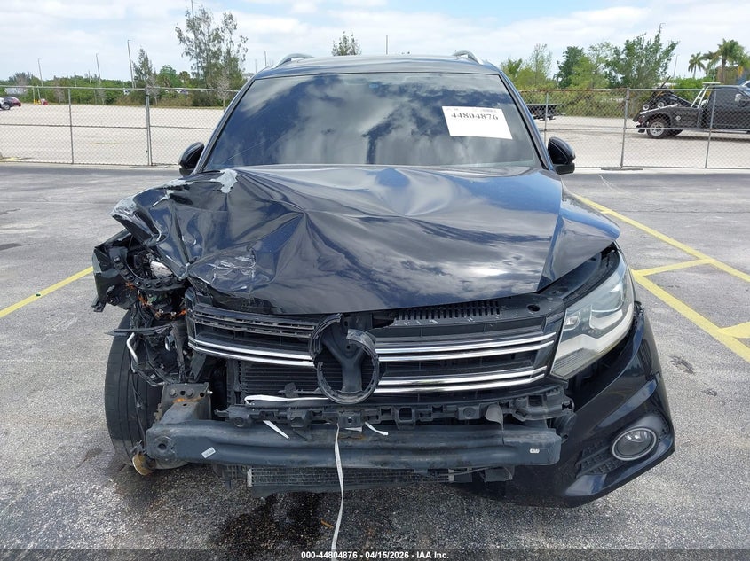 2017 Volkswagen Tiguan 2.0T Sport VIN: WVGTV7AX1HK027299 Lot: 44804876