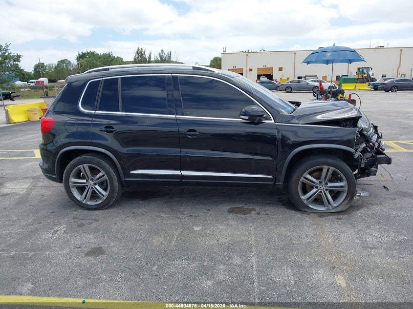 2017 Volkswagen Tiguan 2.0T Sport VIN: WVGTV7AX1HK027299 Lot: 44804876
