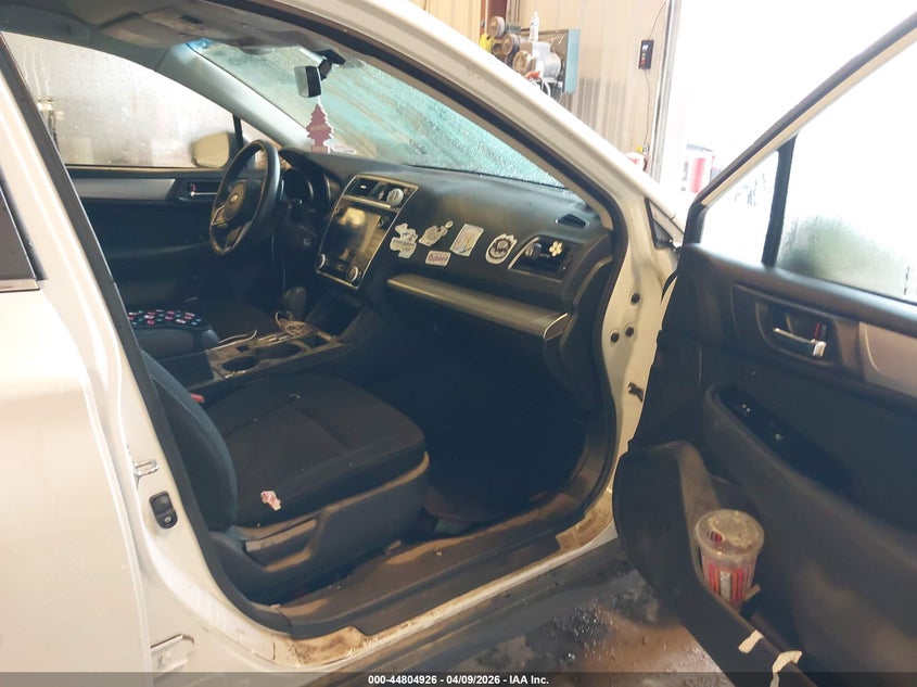 2019 Subaru Outback 2.5 2.5I Premium white Lot 111044804926 Vin 4S4BSAFC1K3265923