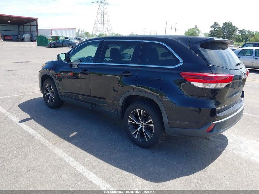 2019 Toyota Highlander Le