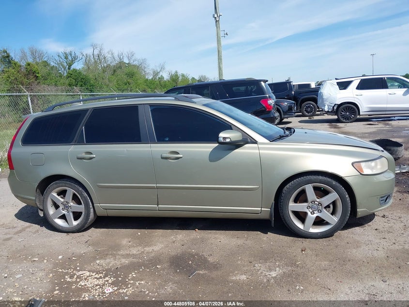 2008 Volvo V50 2.4I VIN: YV1MW382882382098 Lot: 44805108