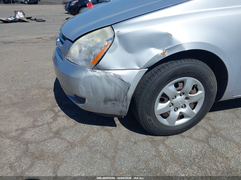 2009 Kia Sedona Lx VIN: KNDMB233996296207 Lot: 44805269