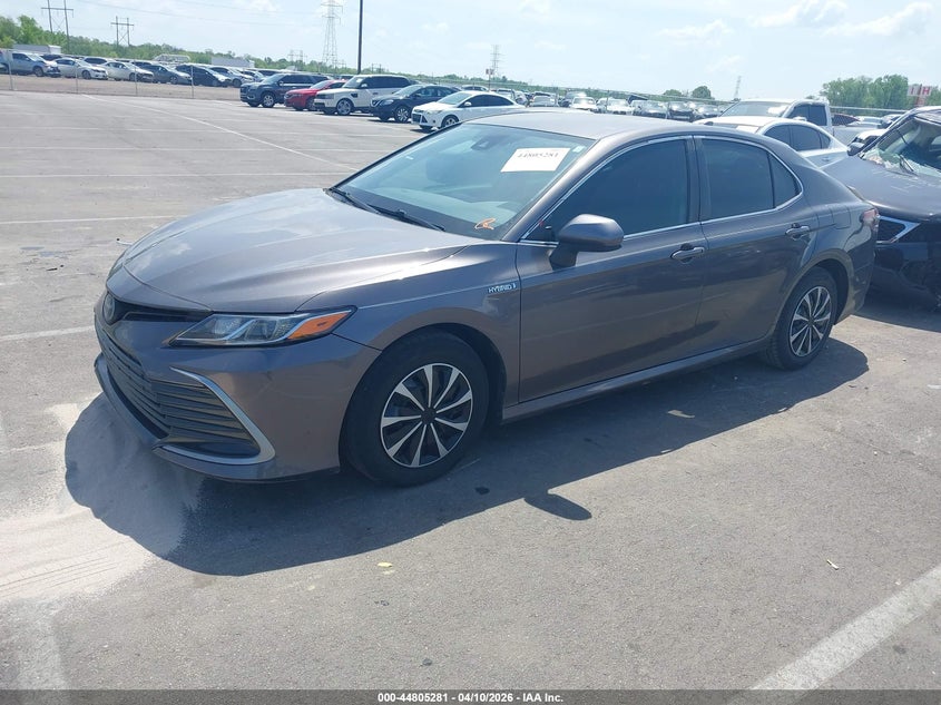 2021 Toyota Camry Le Hybrid