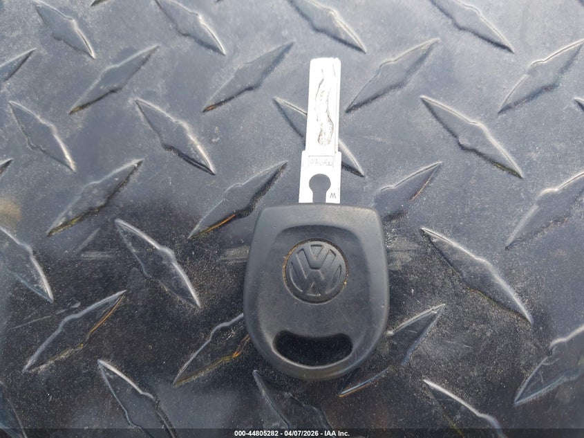 2008 Volkswagen New Beetle S/Se VIN: 3VWRW31C08M526487 Lot: 44805282