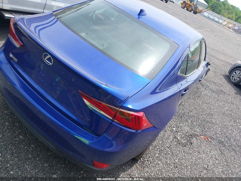 Vin: jthc81d27k5037901, lot: 45302590, lexus is 300 20194