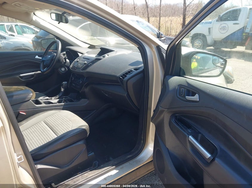 2017 Ford Escape 2.0 Se gold Lot 111044805368 Vin 1FMCU0G92HUE28691
