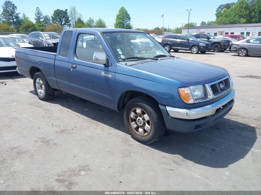 2000 Nissan Frontier Xe