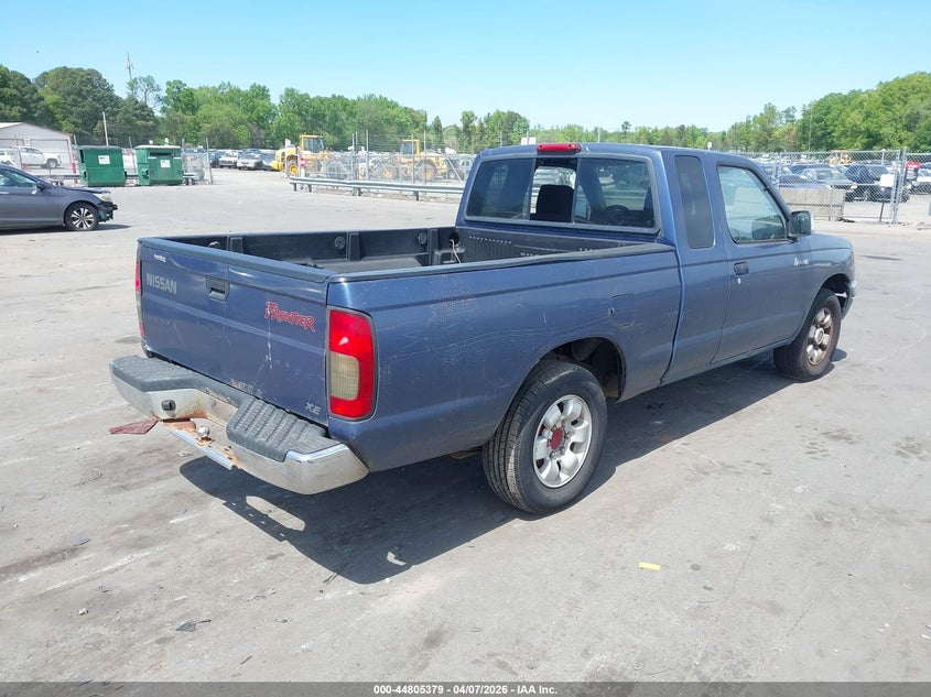 2000 Nissan Frontier Xe
