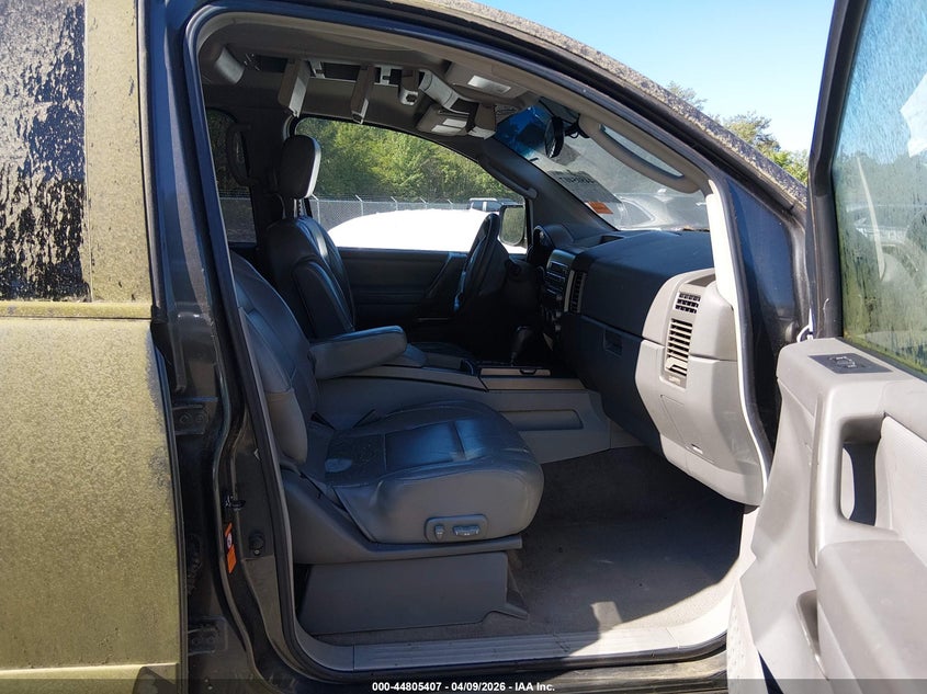 2004 Nissan Pathfinder Armada Se