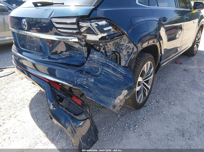 2021 Volkswagen Atlas Cross Sport 3.6L V6 Sel Premium R-Line VIN: 1V2FE2CA9MC236595 Lot: 44805456