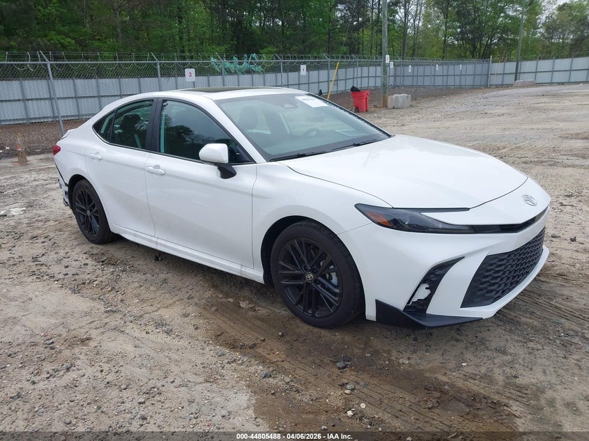 2026 TOYOTA CAMRY SE