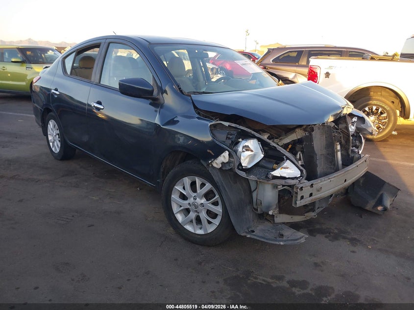 2015 Nissan Versa 1.6 Sv