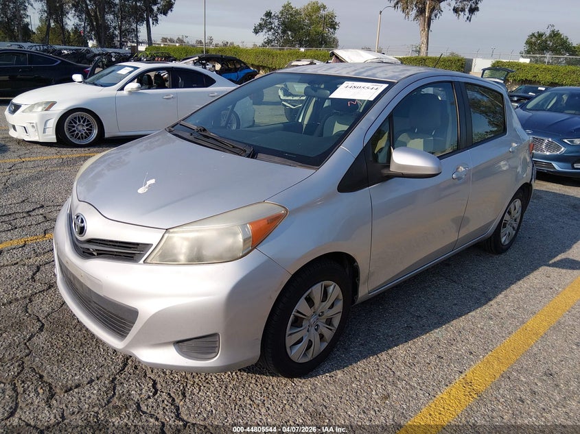 2013 Toyota Yaris Le