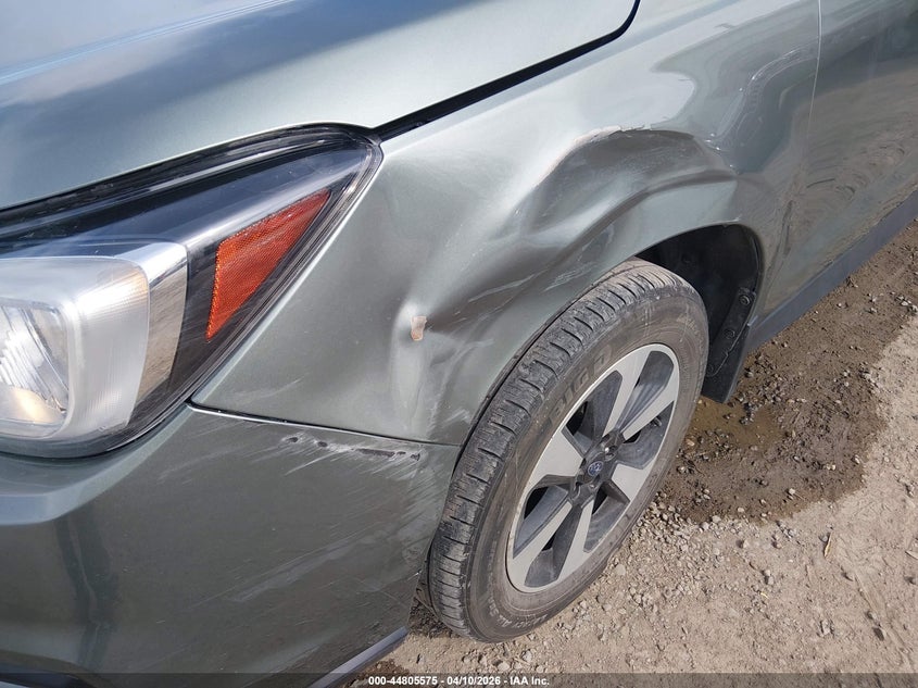 2017 Subaru Forester 2.5I Premium VIN: JF2SJAGC2HH593239 Lot: 44805575