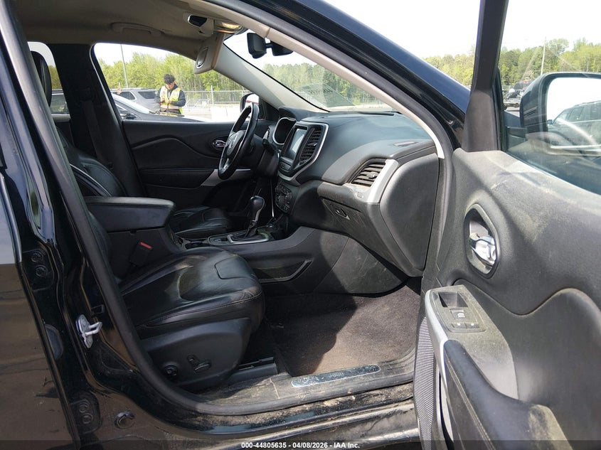 2018 JEEP CHEROKEE auction photo 5