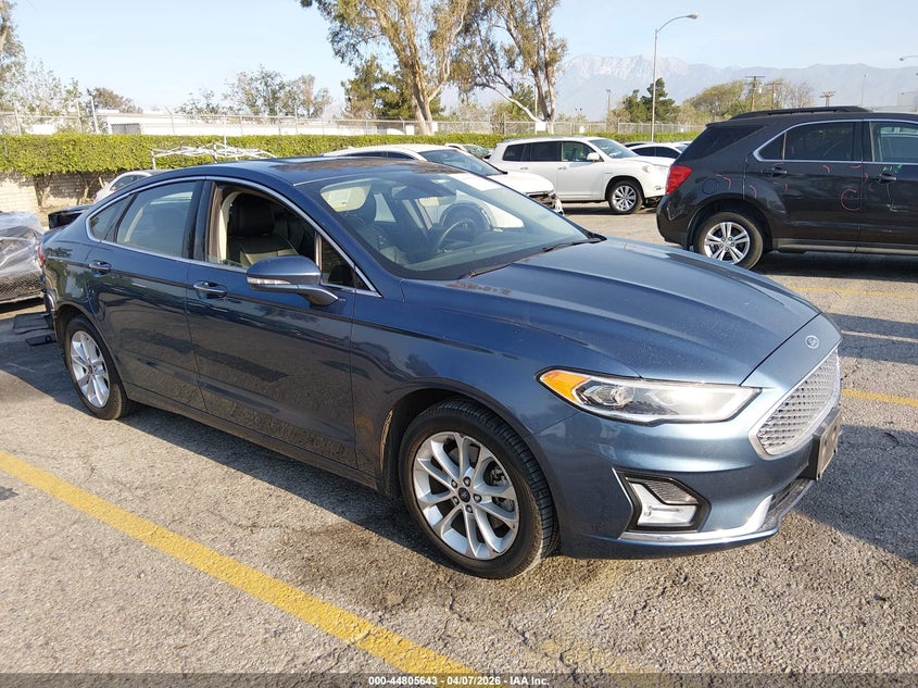 3FA6P0SU6KR178980 2019 Ford Fusion Energi Titanium auction photo 1