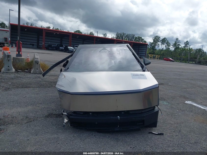 2025 Tesla Cybertruck Cyberbeast VIN: 7G2CEHEE5SA060162 Lot: 44805799