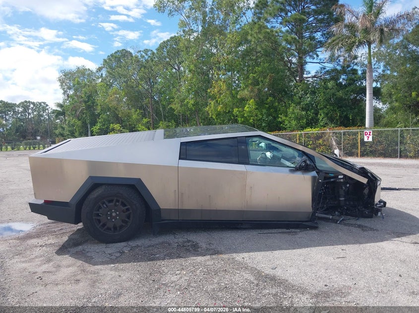 2025 Tesla Cybertruck Cyberbeast VIN: 7G2CEHEE5SA060162 Lot: 44805799