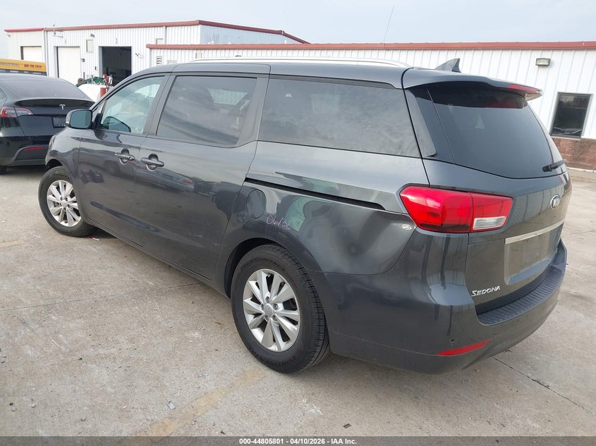 2017 Kia Sedona Lx