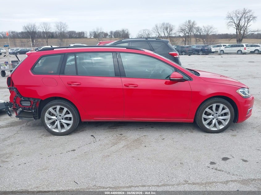 2019 Volkswagen Golf Sportwagen 1.4T S/1.4T Se VIN: 3VWY57AU8KM505425 Lot: 44805924