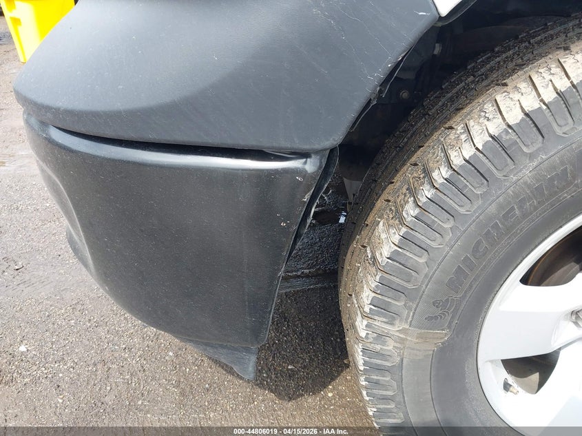 2022 Ram 1500 Classic Tradesman 4X4 6'4 Box VIN: 1C6RR7FT0NS223729 Lot: 44806019