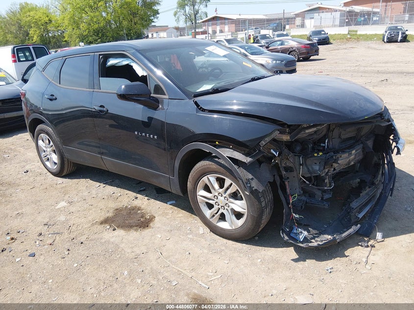 2019 CHEVROLET BLAZER auction photo 1