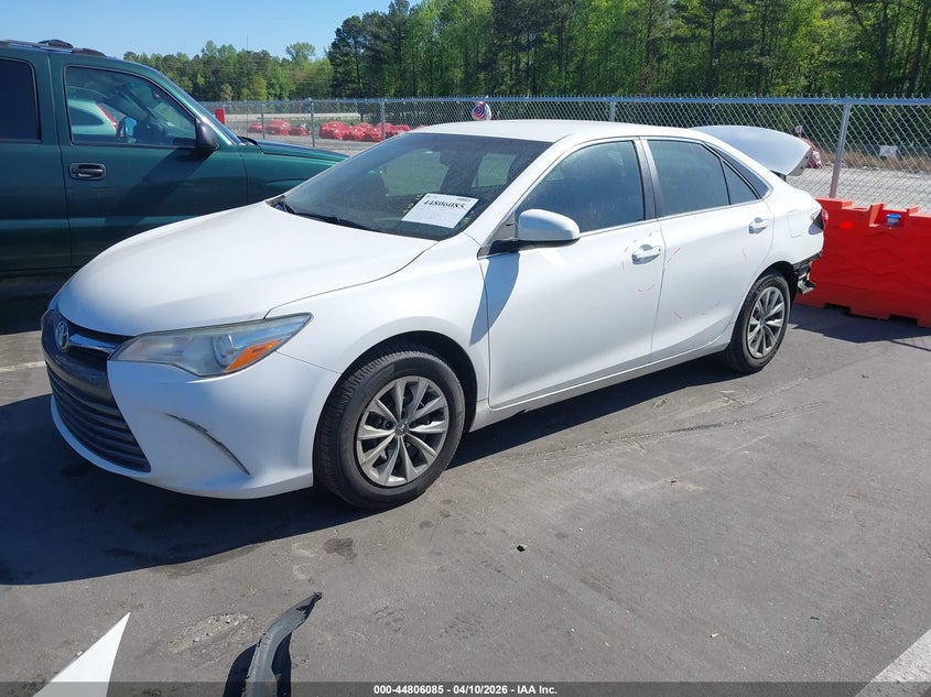 2016 Toyota Camry Le