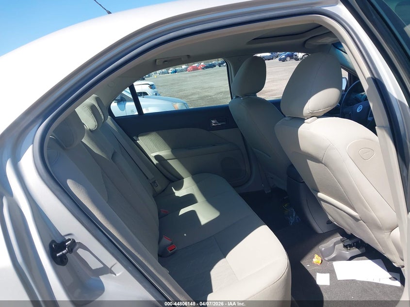 2010 Mercury Milan VIN: 3MEHM0HA5AR637759 Lot: 44806148