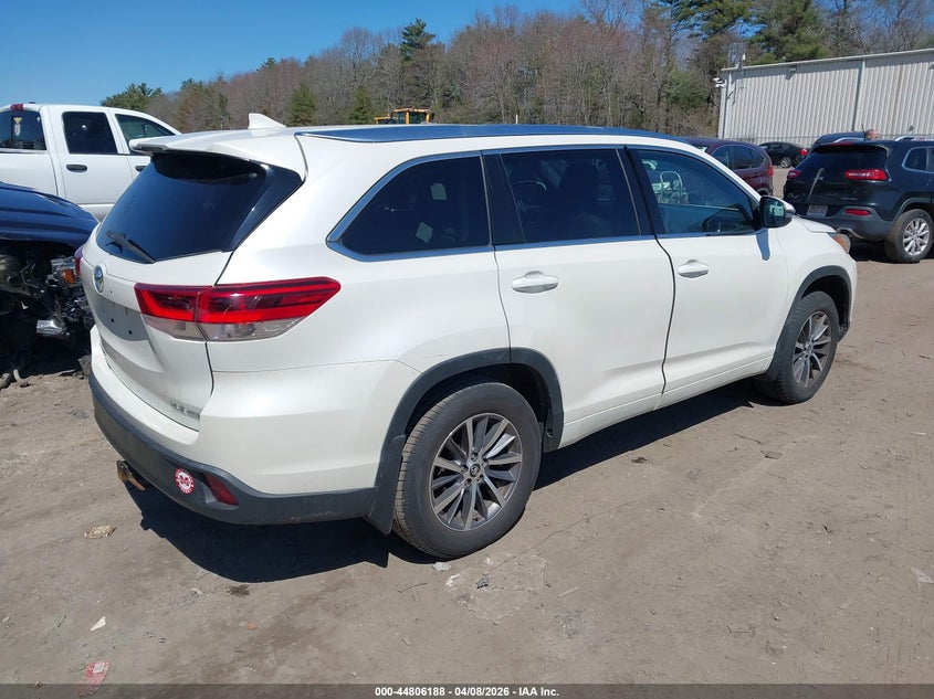 2017 Toyota Highlander Xle