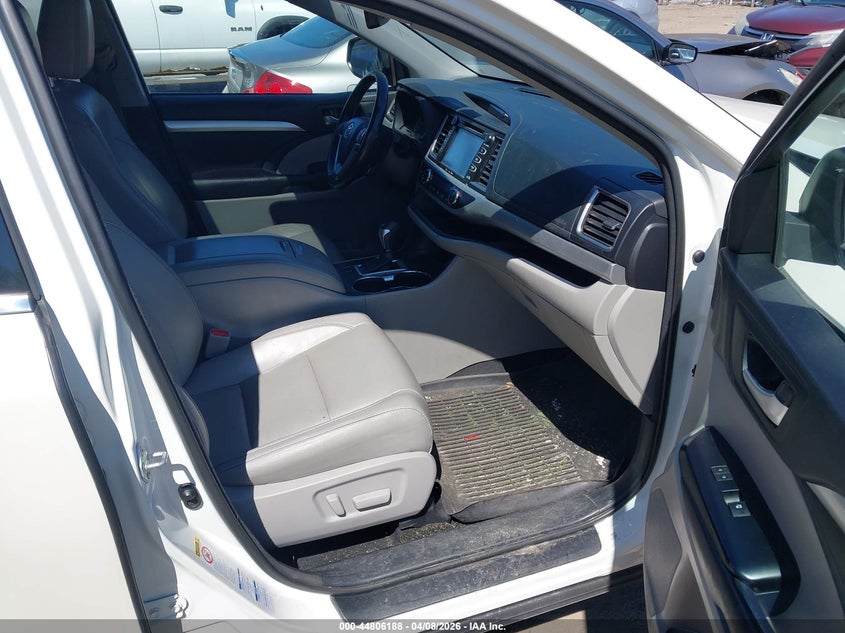 2017 Toyota Highlander Xle