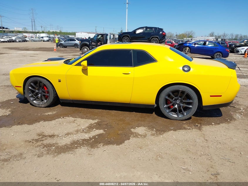 DODGE CHALLENGER - zdjęcie 14
