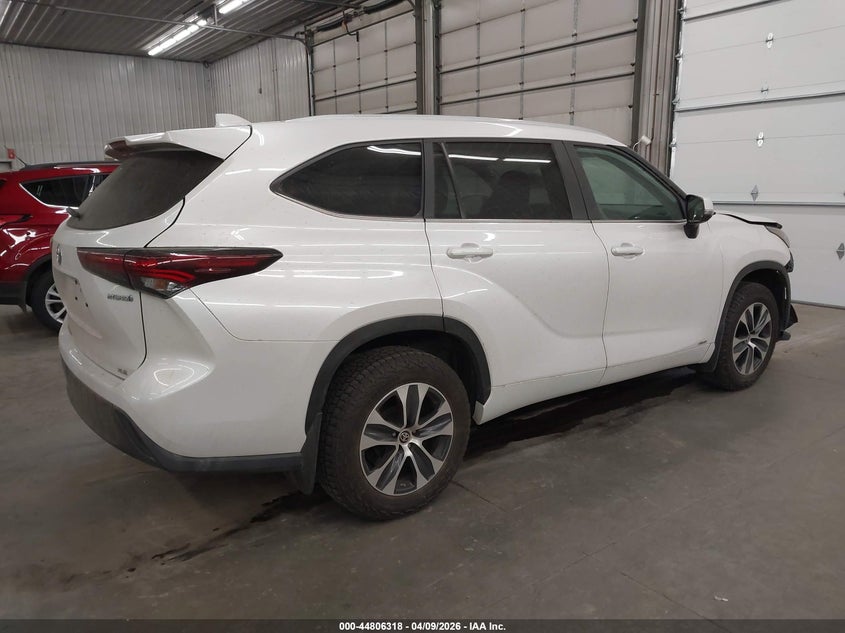 AtlanticExpress - Toyota Highlander Hybrid
