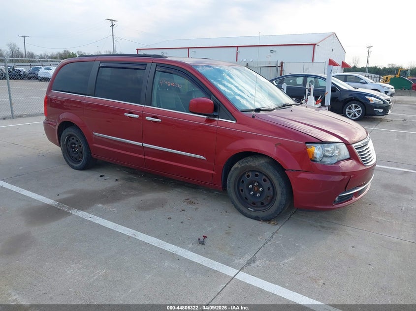 2016 Chrysler Town & Country Touring