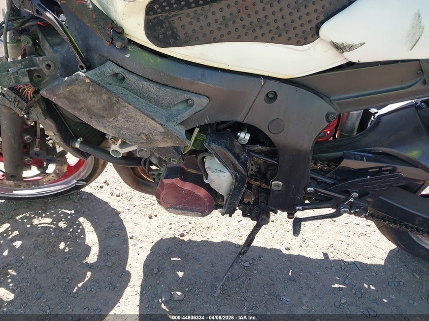 2004 Yamaha Yzfr6 L VIN: JYARJ06E14A011284 Lot: 44806334