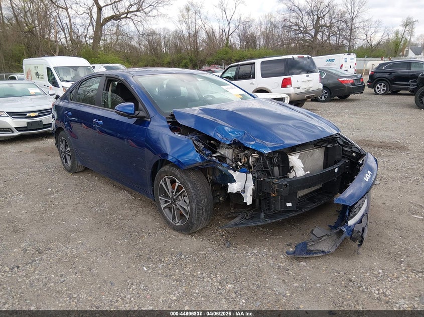 3KPF24AD5RE827896 2024 Kia Forte Lxs auction photo 1