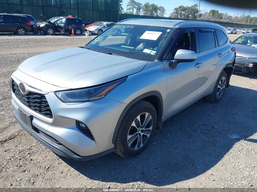 2021 Toyota Highlander Xle 5TDGZRBH1MS151279 photo 1