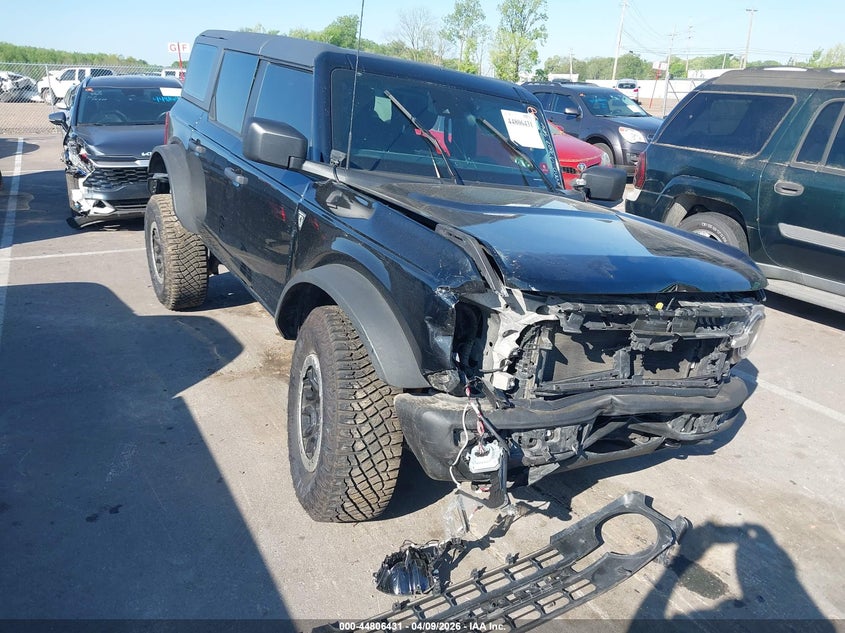 2022 FORD BRONCO