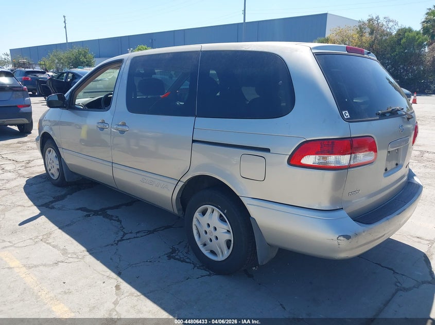 2001 Toyota Sienna Ce